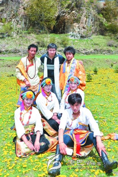 把美人裝進(jìn)心里，把美景留給眼睛