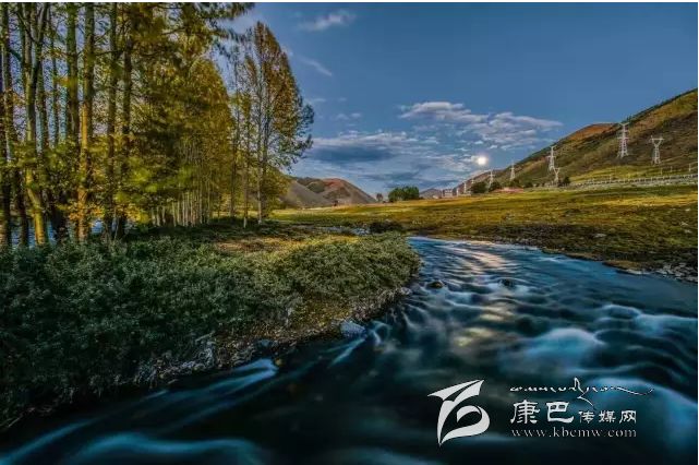 新都橋，正在打開最美時光,我在這里等你......