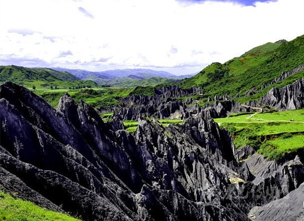 墨石？甘孜還藏著這樣的地質(zhì)公園