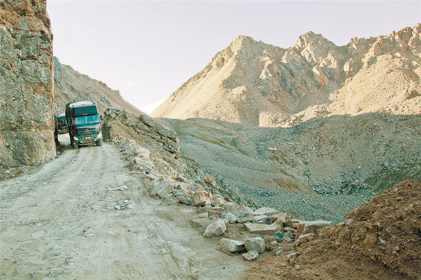 雀兒山老.jpg 雀兒山老.jpg