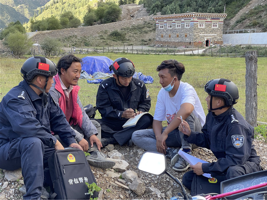 色達首推大圖.jpg 色達首推大圖.jpg